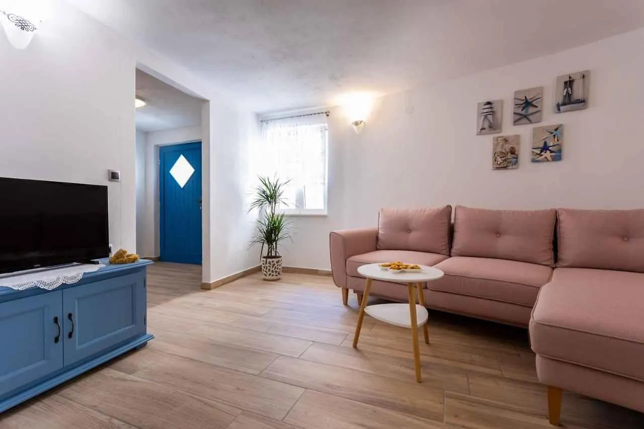 Holiday Home In Vrbnik - Insel Krk 47398